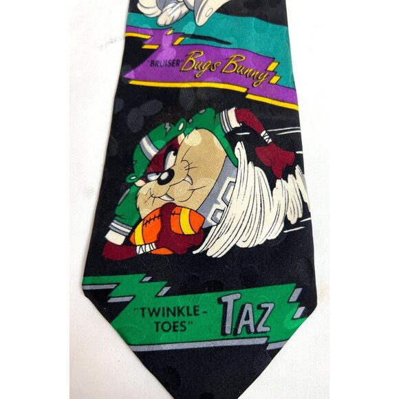Looney Tunes All-Star Running Backs 100% Silk Tie With Sylvester Bugs Bunny & Ta - Picture 2 of 6